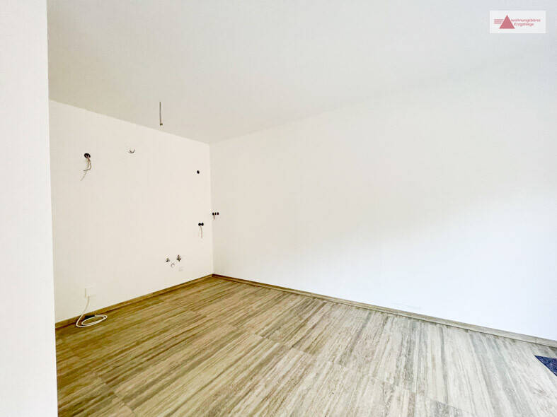 Doppelhaushälfte Dippoldiswalde / Schmiedeberg Dippoldiswalde - 4 Zimmer, 174 m&sup2;, 1.500&euro; | Angebot:26156714