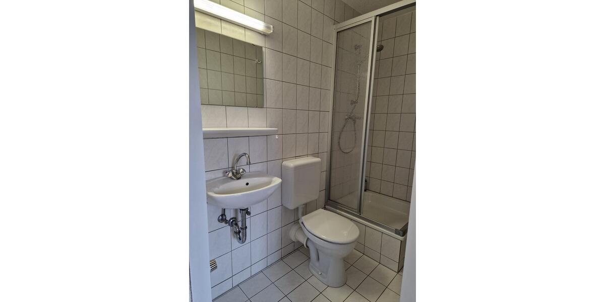 Etagenwohnung Staßfurt - 4 Zimmer, 94 m&sup2;, 611&euro; | Angebot:25547092