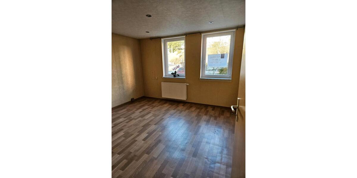 Erdgeschoßwohnung Zella-Mehlis Mehlis - 2 Zimmer, 51 m&sup2;, 500&euro; | Angebot:26480298