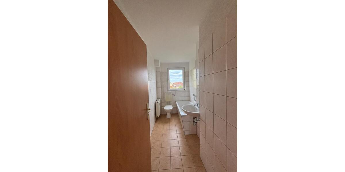 Etagenwohnung Gräfenhainichen - 3 Zimmer, 60 m&sup2;, 410&euro; | Angebot:22832037