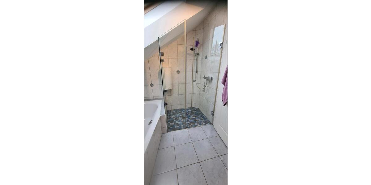 2 Zimmer 23m² in einer 2er WG,Möglichkeit ganze Wohnung zu mieten 2 zimmer