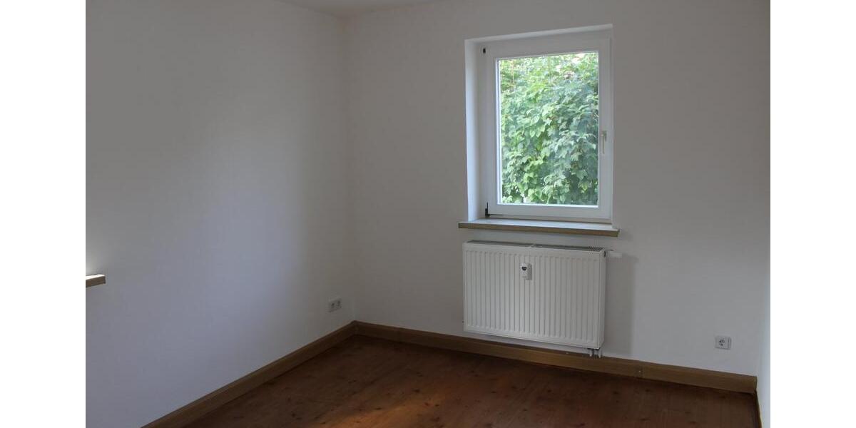 Etagenwohnung Grünhainichen - 2 Zimmer, 46 m&sup2;, 276&euro; | Angebot:24802715