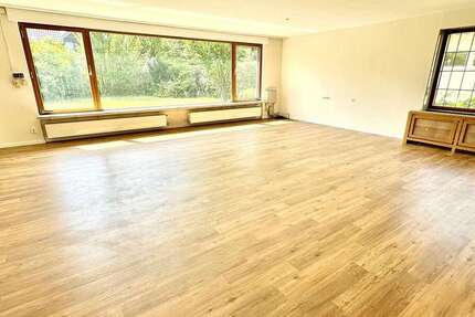 Wohnung Hanau Kesselstadt - 3 Zimmer, 135 m&sup2;, 1.300&euro; | Angebot:26047972