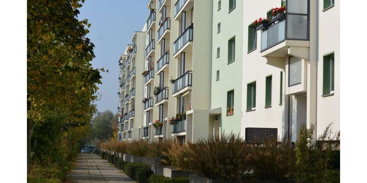 Wohnung zum Mieten in Berlin 1.547,60 € 182.07 m² 4 zimmer