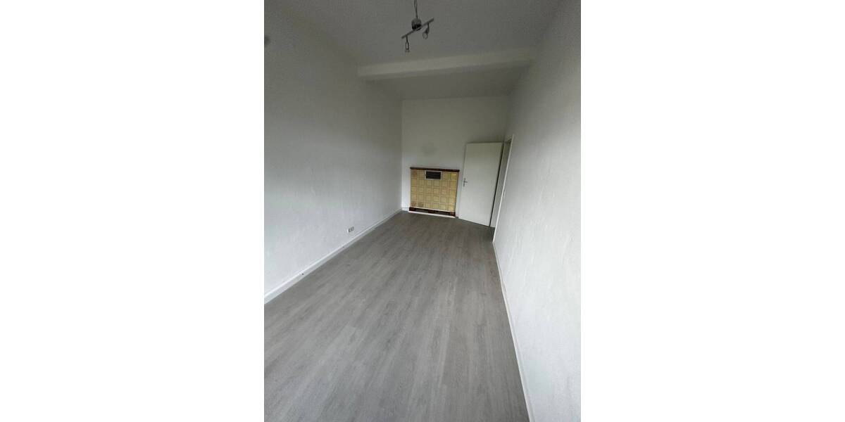 Etagenwohnung Weißenfels - 4 Zimmer, 81 m&sup2;, 573&euro; | Angebot:26673478