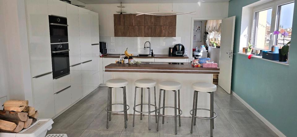 Einfamilienhaus Brücken - 9 Zimmer, 240 m&sup2;, 2.800&euro; | Angebot:25949530