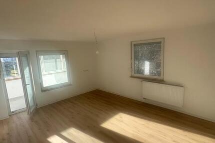 4 Zimmer Wohnung mit Terrasse in Steinheim 4 zimmer