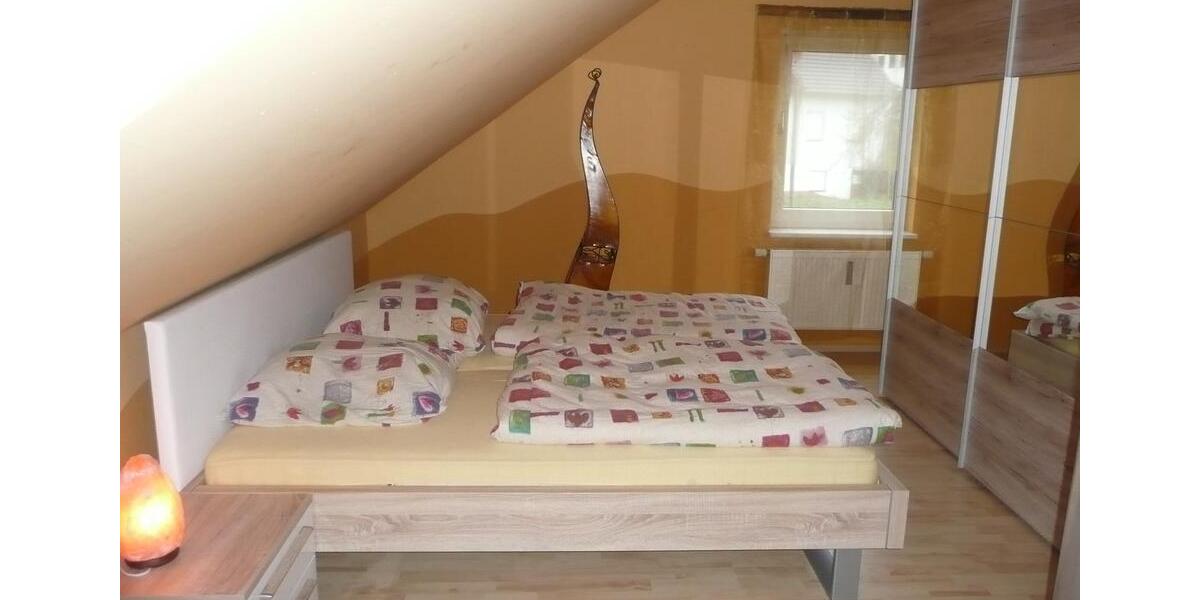 Dachgeschoßwohnung Ebermannstadt - 2 Zimmer, 95 m&sup2;, 600&euro; | Angebot:25966002