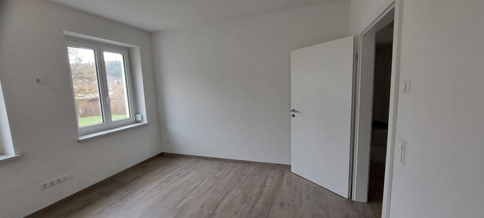 Erdgeschoßwohnung Epfendorf - 3 Zimmer, 91 m&sup2;, 900&euro; | Angebot:26222389