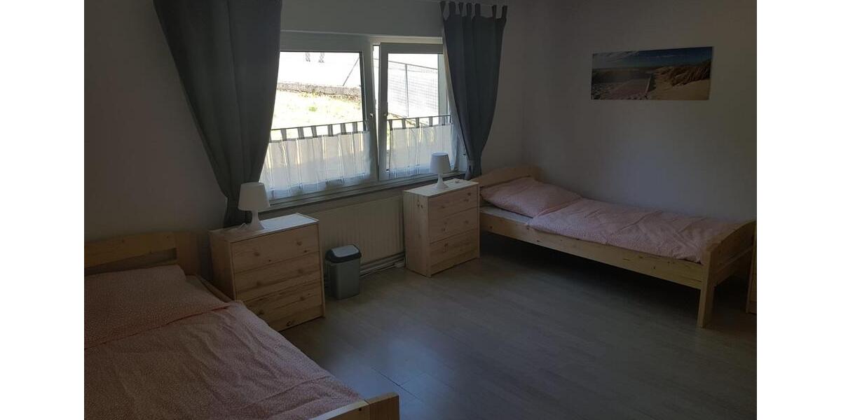 Etagenwohnung Frielendorf - 6 Zimmer, 100 m&sup2;, 20&euro; | Angebot:15177924