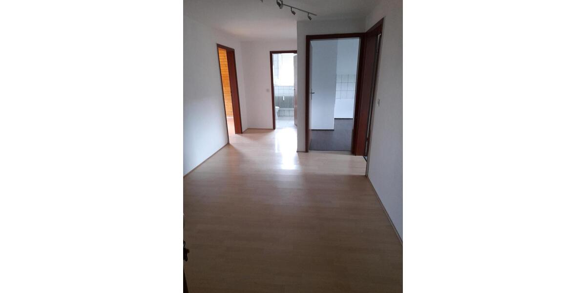 Dachgeschoßwohnung Thannhausen - 2 Zimmer, 71 m&sup2;, 710&euro; | Angebot:26223732