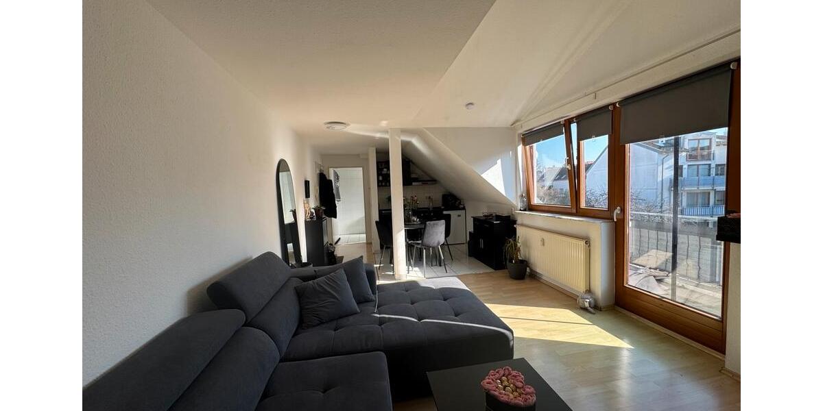 Dachgeschoßwohnung Armsheim - 1 Zimmer, 39 m&sup2;, 875&euro; | Angebot:25991993