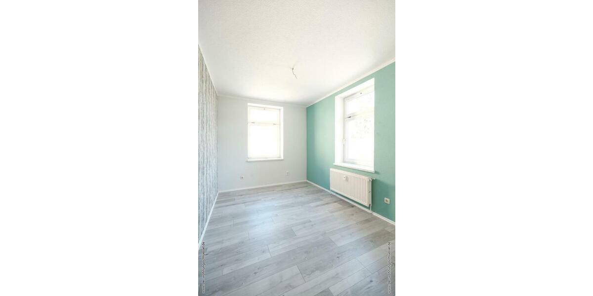 Etagenwohnung Schneeberg - 3 Zimmer, 60 m&sup2;, 360&euro; | Angebot:26442342