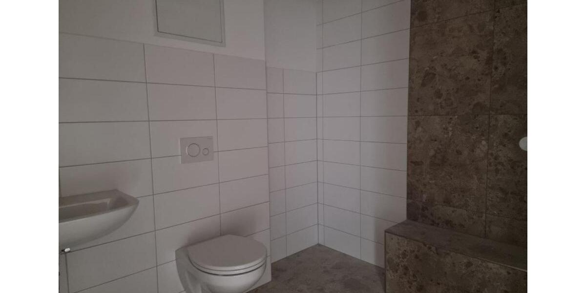 Etagenwohnung Schwedt (Oder) - 1 Zimmer, 38 m&sup2;, 380&euro; | Angebot:26266119