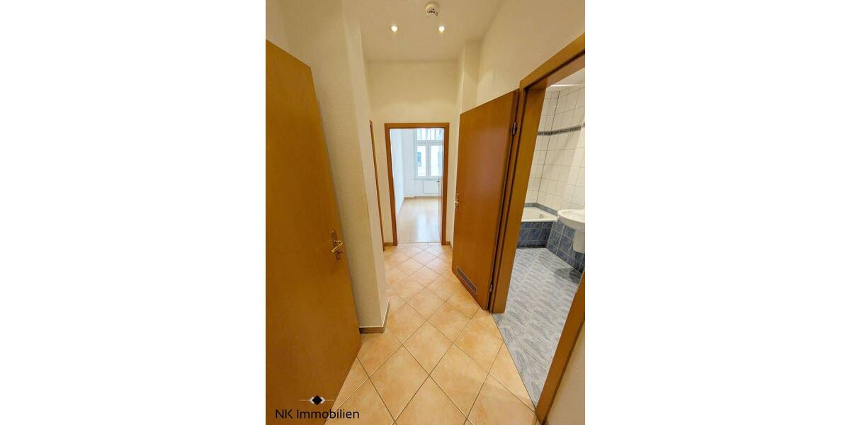 Etagenwohnung Zwickau Innenstadt - 2 Zimmer, 55 m&sup2;, 400&euro; | Angebot:26763897