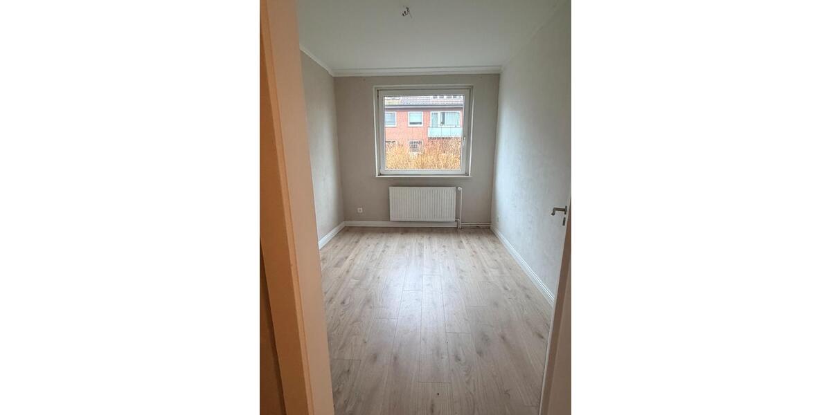 Etagenwohnung Hamburg Schnelsen - 4 Zimmer, 83 m&sup2;, 580&euro; | Angebot:25157640