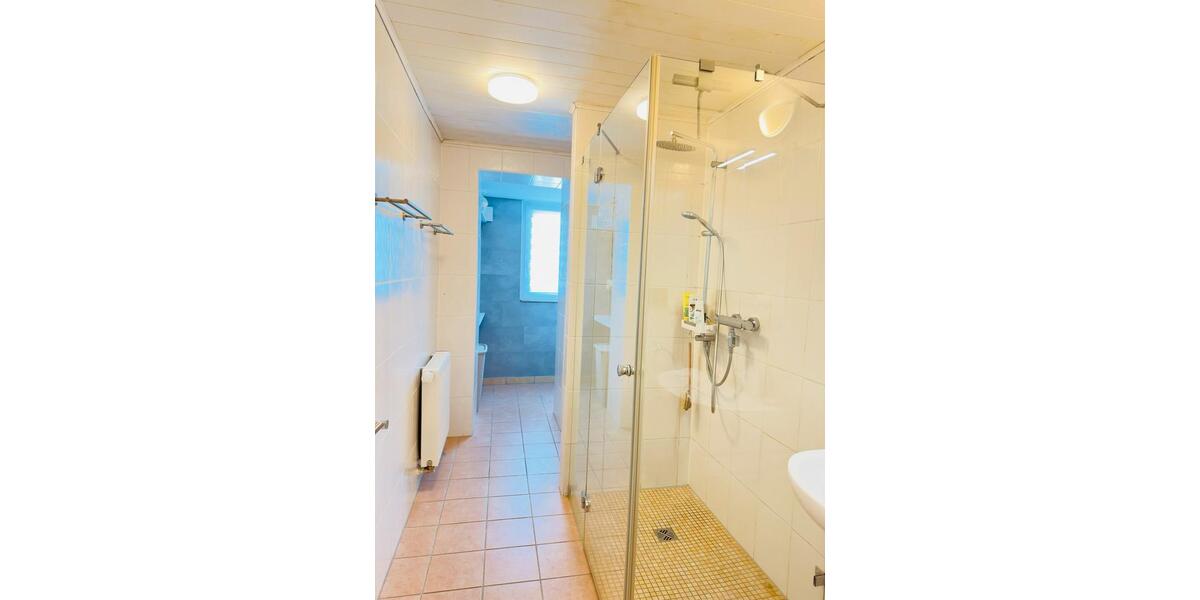 Erdgeschoßwohnung Düren Rölsdorf - 4 Zimmer, 130 m&sup2;, 1.450&euro; | Angebot:26258520