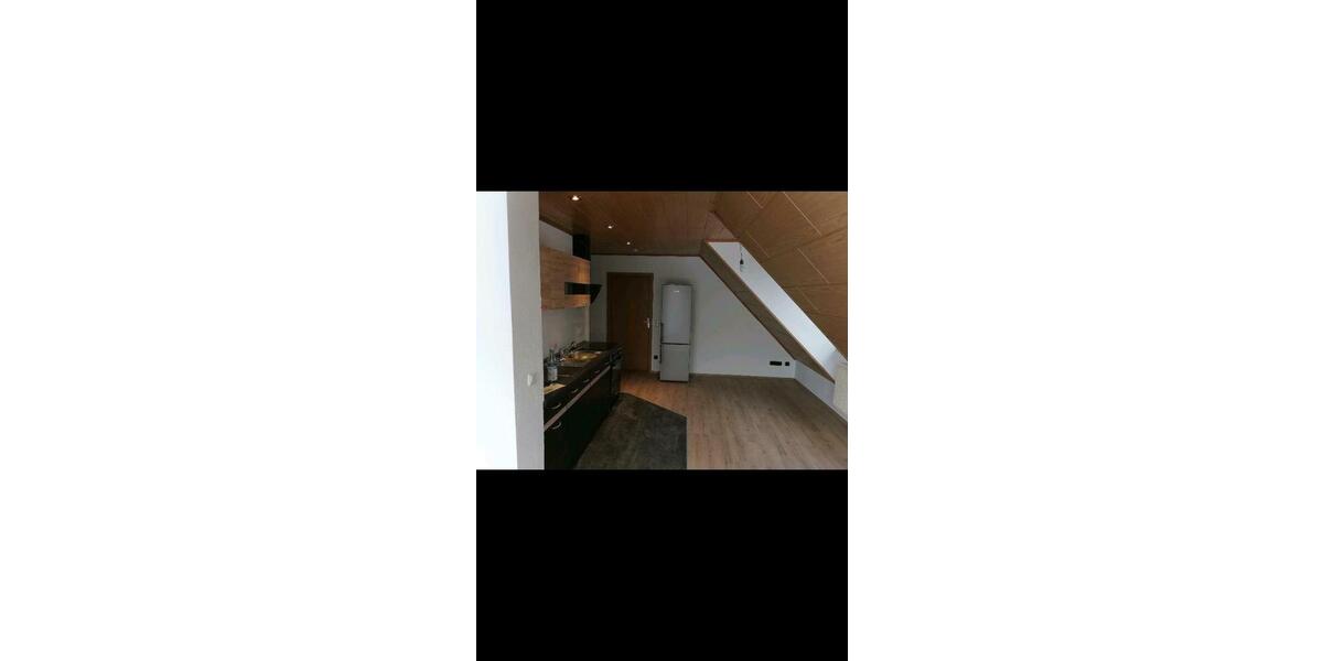 Dachgeschoßwohnung Flachslanden - 2 Zimmer, 65 m&sup2;, 550&euro; | Angebot:26505525
