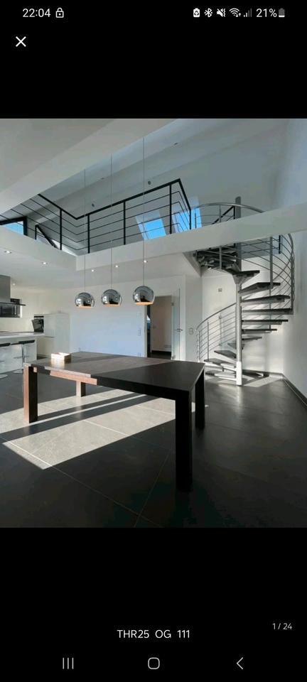 Sonnendurchflutete Maisonette-Wohnung inkl. Küche & Mobiliar