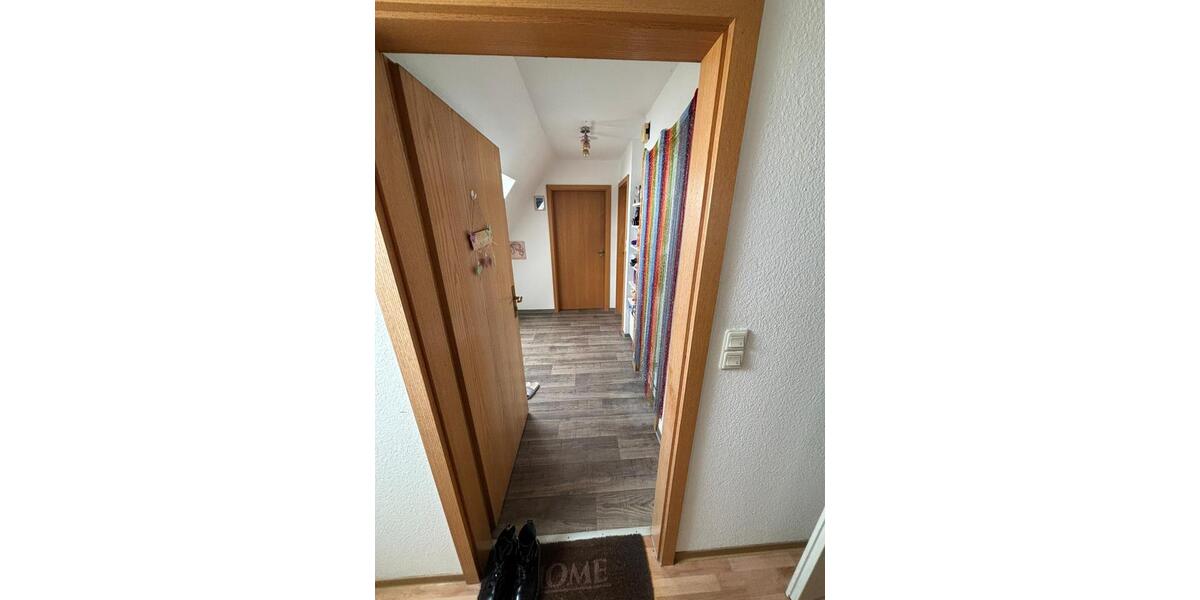 Dachgeschoßwohnung Bünde - 1.5 Zimmer, 33 m&sup2;, 330&euro; | Angebot:24804556