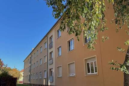 Wohnung Hoyerswerda Altstadt - 2 Zimmer, 52 m&sup2;, 287&euro; | Angebot:27020122
