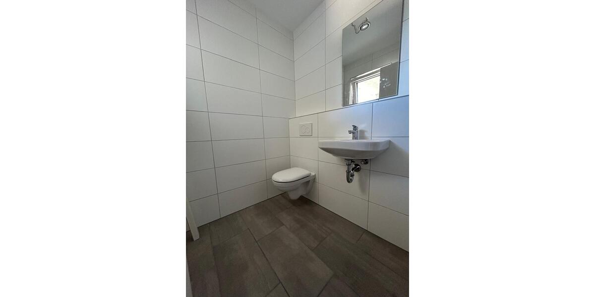 Erdgeschoßwohnung Nittendorf - 2.5 Zimmer, 64 m&sup2;, 950&euro; | Angebot:26603753