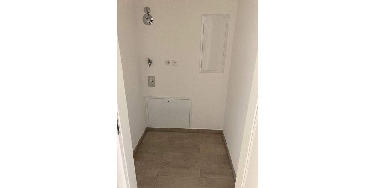 Etagenwohnung Schweinfurt Musikerviertel und amerik. Siedlung - 4 Zimmer, 114 m&sup2;, 1.145&euro; | Angebot:26189400