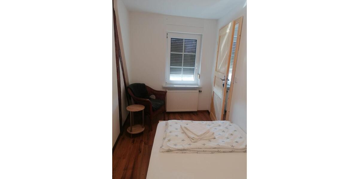 Etagenwohnung Kolkwitz - 3 Zimmer, 90 m&sup2;, 900&euro; | Angebot:24741000