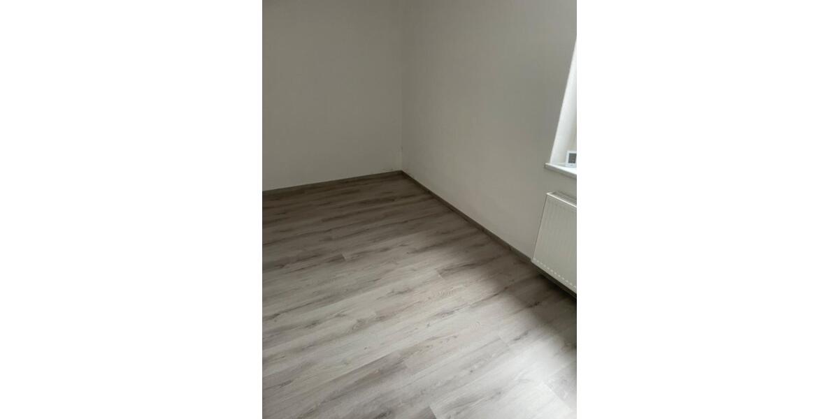 Etagenwohnung Schönwald - 3 Zimmer, 60 m&sup2;, 500&euro; | Angebot:26048973