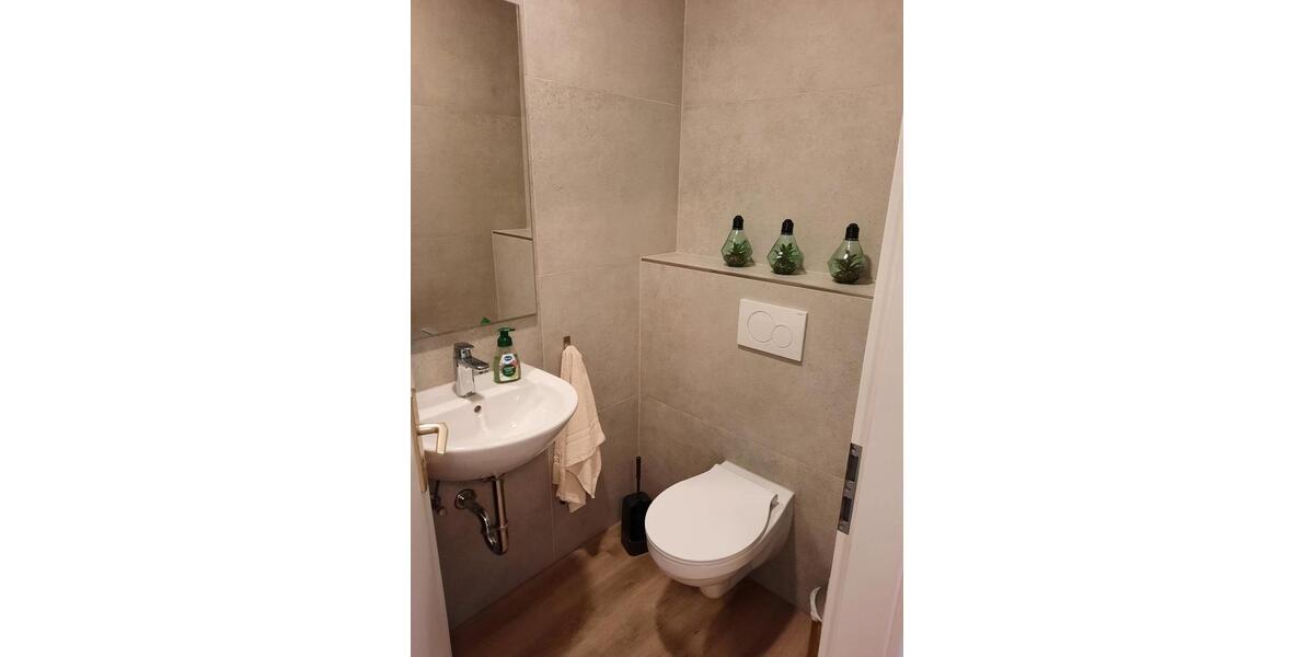 Wohnen auf Zeit Wertheim - 6 Zimmer, 250 m&sup2;, 23&euro; | Angebot:22956125