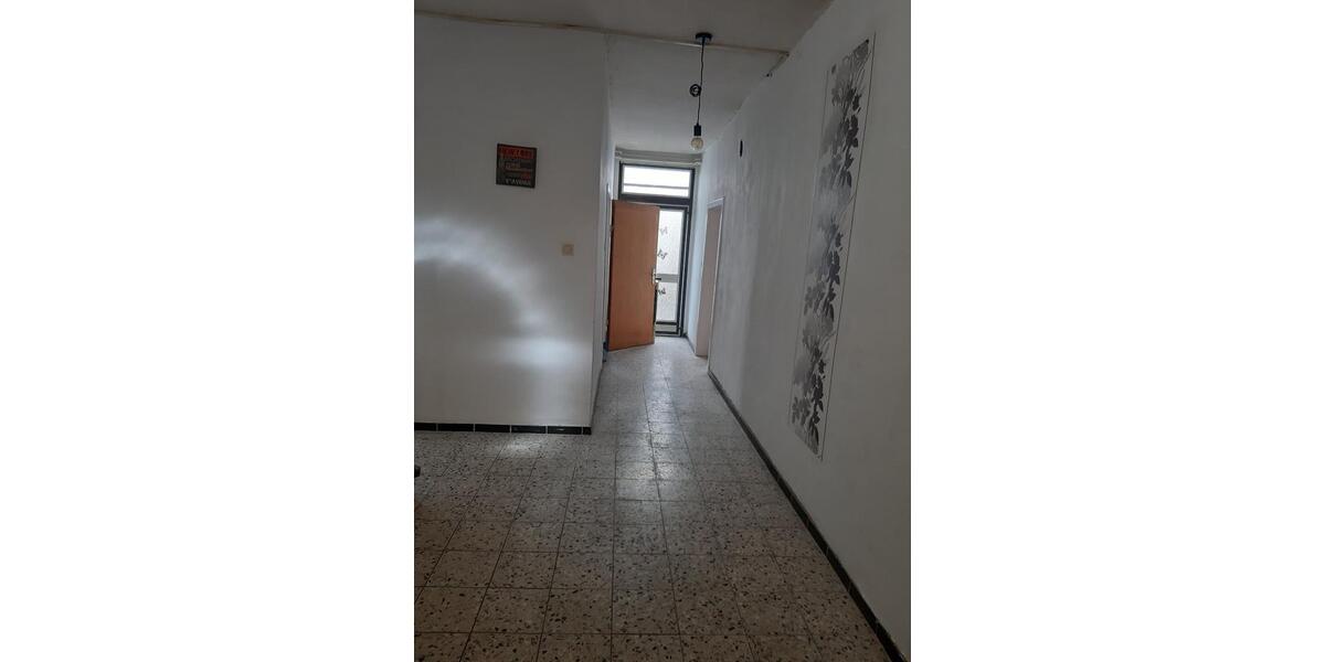 Etagenwohnung Bad Karlshafen - 5 Zimmer, 120 m&sup2;, 600&euro; | Angebot:24756677