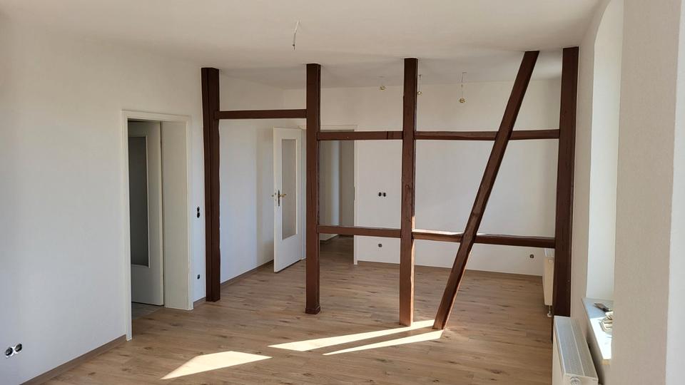 Etagenwohnung Zeitz - 3 Zimmer, 88 m&sup2;, 490&euro; | Angebot:25974882