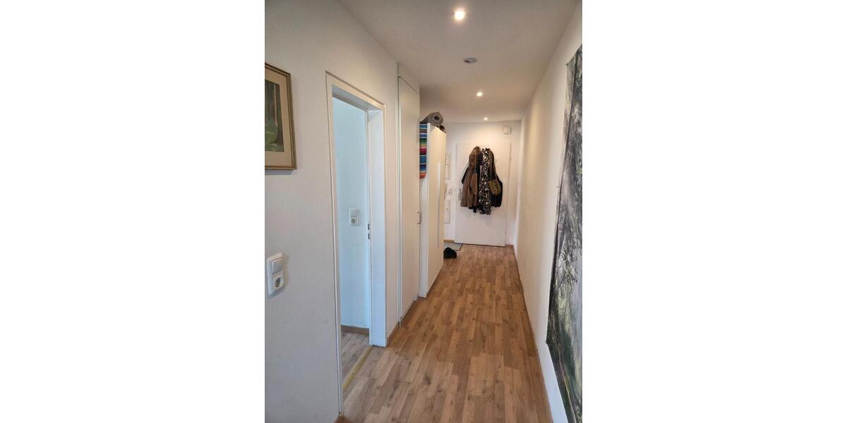 Etagenwohnung Berg - 2 Zimmer, 65 m&sup2;, 1.010&euro; | Angebot:26573327