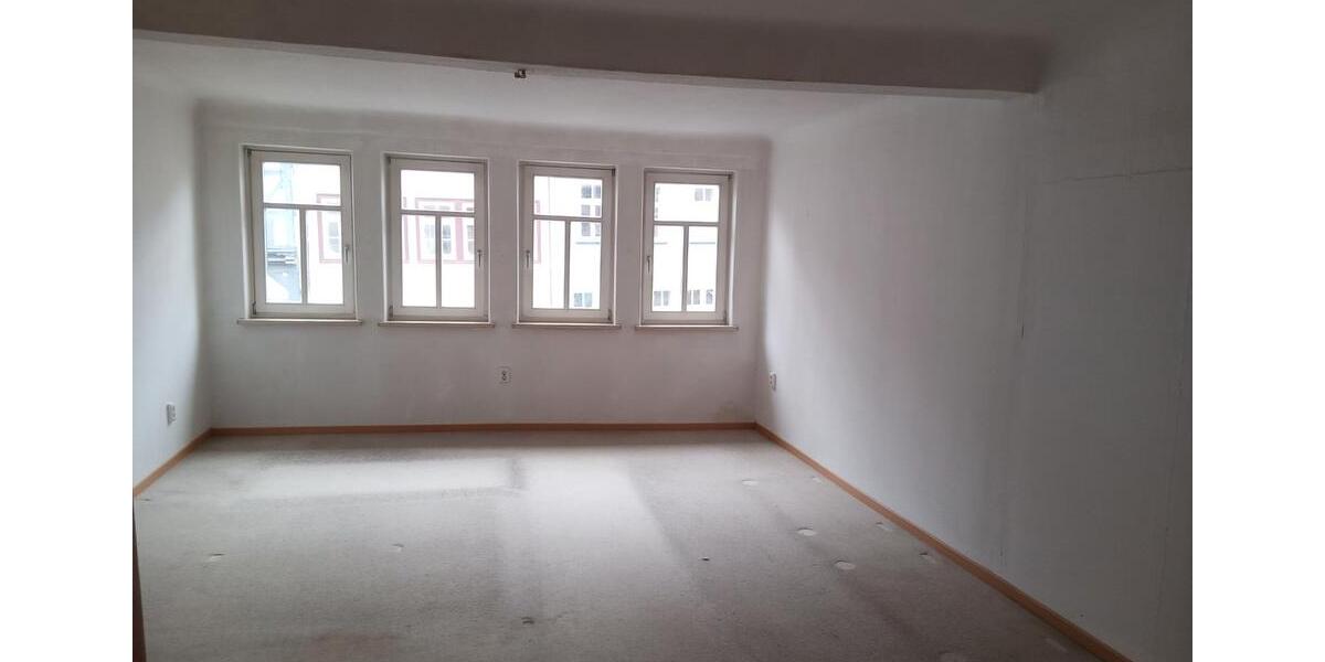 Etagenwohnung Bad Langensalza - 2.5 Zimmer, 90 m&sup2;, 580&euro; | Angebot:26575972