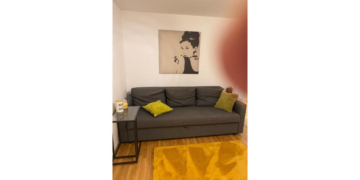 Zimmer mit eigenem Bad und Eingang zu vermieten 1 zimmer