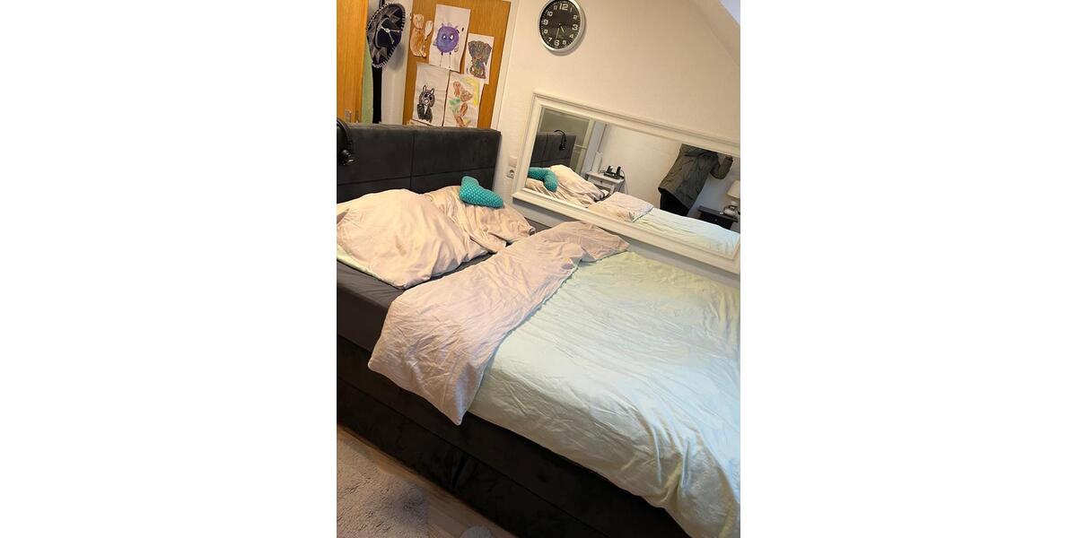 Dachgeschoßwohnung Meerbusch Kierst - 4 Zimmer, 85 m&sup2;, 1.067&euro; | Angebot:24717276