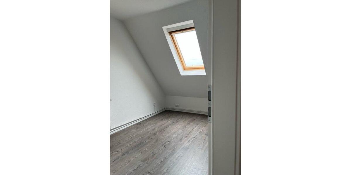 Dachgeschoßwohnung Hildesheim Itzum-Marienburg - 2 Zimmer, 60 m&sup2;, 540&euro; | Angebot:26301986