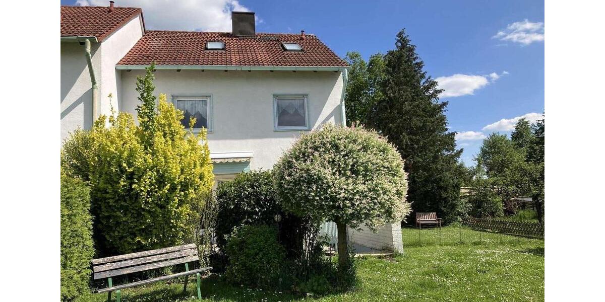 Reihenhaus Zeil am Main - 7 Zimmer, 135 m&sup2;, 1.200&euro; | Angebot:26232281