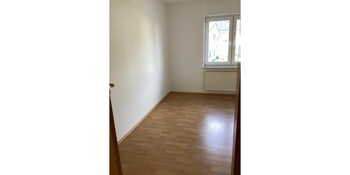 Etagenwohnung Brechen - 4 Zimmer, 93 m&sup2;, 1.000&euro; | Angebot:26598393