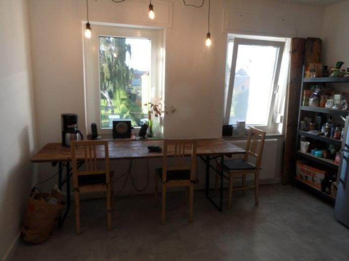 Etagenwohnung Köln Sürth - 3 Zimmer, 94 m&sup2;, 1.250&euro; | Angebot:26723163