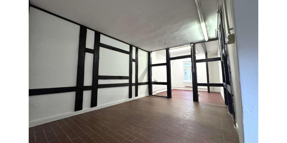 Büro, Praxis oder Einzelhandel in der Puschkinstraße zimmer