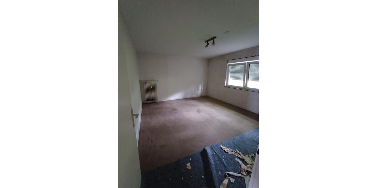 Etagenwohnung Reichshof - 2 Zimmer, 65 m&sup2;, 450&euro; | Angebot:26606756
