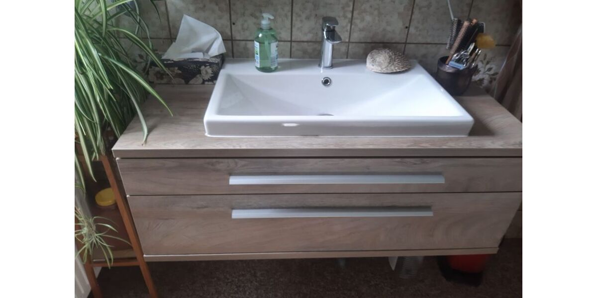 4 Zimmer - Erdgeschoss - Wohnung im 3-FH mit Gartenanteil - Erdgeschoßwohnung Pommelsbrunn Hohenstadt | Angebot:26137807