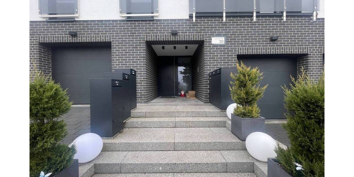 Etagenwohnung Neuenbürg - 4 Zimmer, 120 m&sup2;, 1.500&euro; | Angebot:26261624