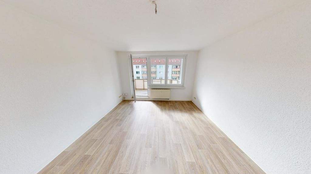 In ruhiger Seitenstraße gelegene 3-Raum-Whg. mit Balkon 3 zimmer