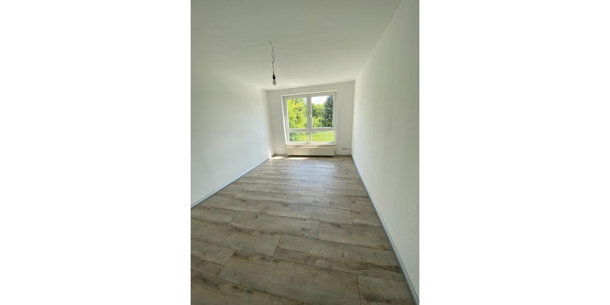 Etagenwohnung Mittweida - 1 Zimmer, 20 m&sup2;, 210&euro; | Angebot:24980599