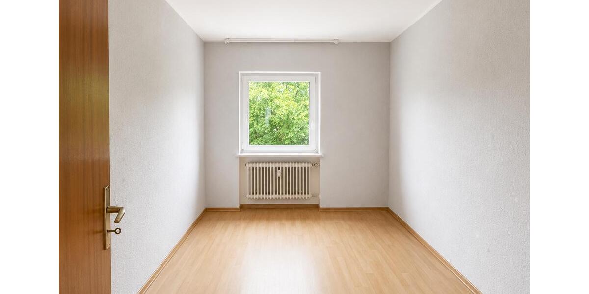 Etagenwohnung Celle Altencelle - 5 Zimmer, 100 m&sup2;, 750&euro; | Angebot:26647051