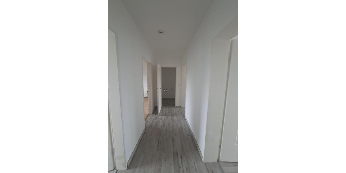 Etagenwohnung Würzburg Heuchelhof - 2 Zimmer, 67 m&sup2;, 850&euro; | Angebot:26276521