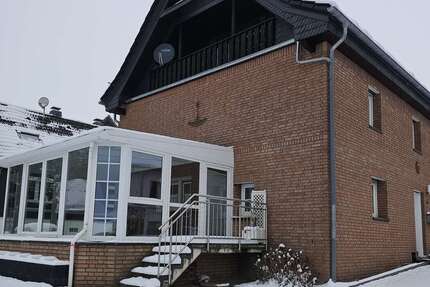 Haus Wipperfürth - 5 Zimmer, 227 m&sup2;, 2.500&euro; | Angebot:24430302