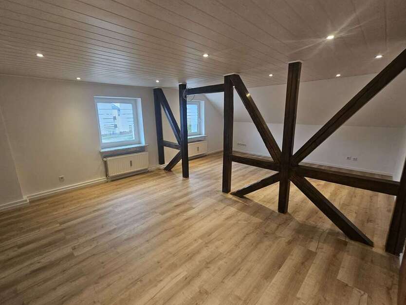 Wohnung zum Mieten in Nordrhein-Westfalen - Remscheid 825 € 103 m² 6 zimmer